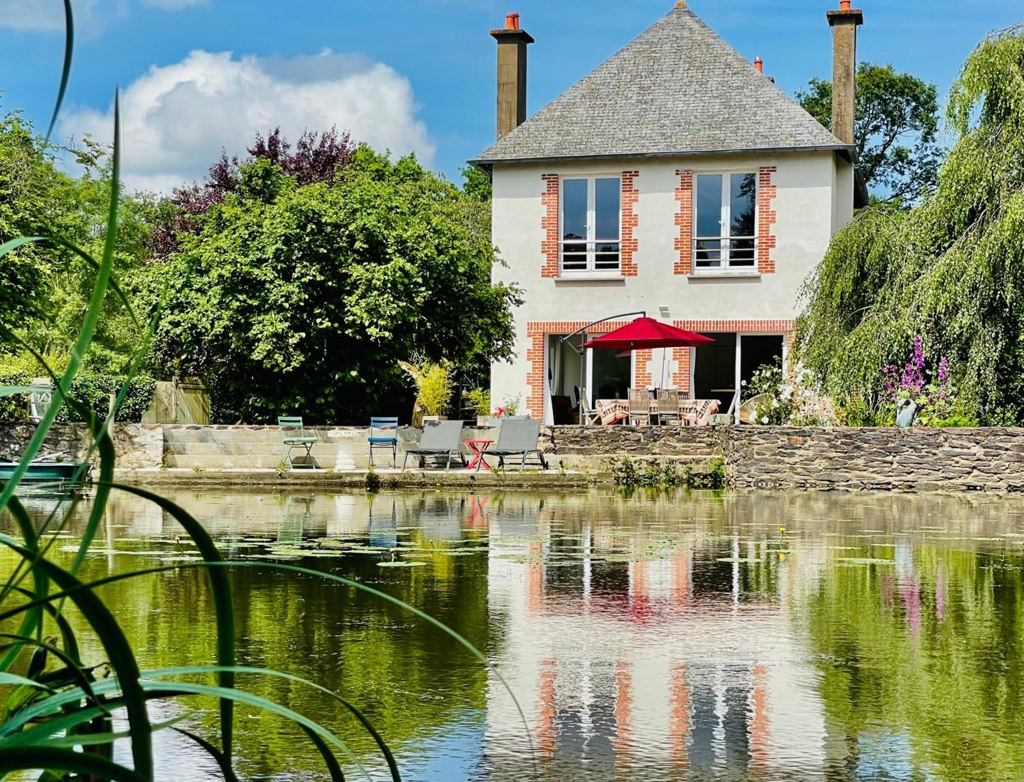 Le Moulin De Bury, Maison De Campagne Au Bord De La Riviere A 13 Kms Au Sud De Rennes Chavagne Dış mekan fotoğraf